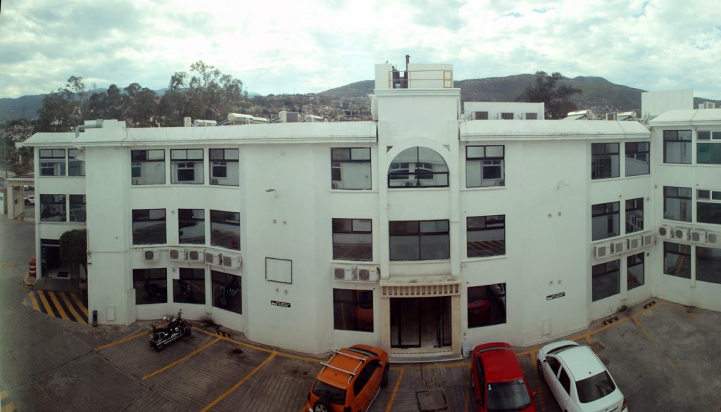 Estacionamiento - imagen 2